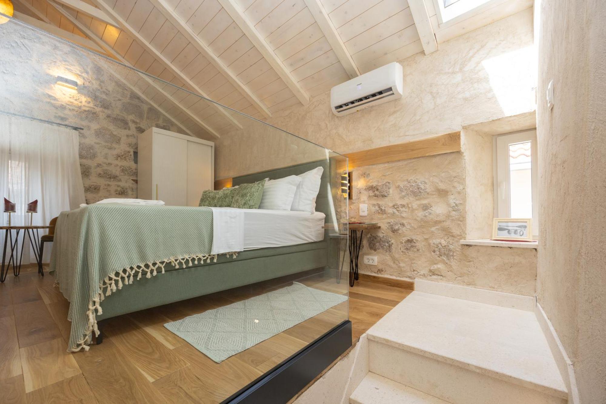 Kruna Apartments Est 2024 Split Dış mekan fotoğraf