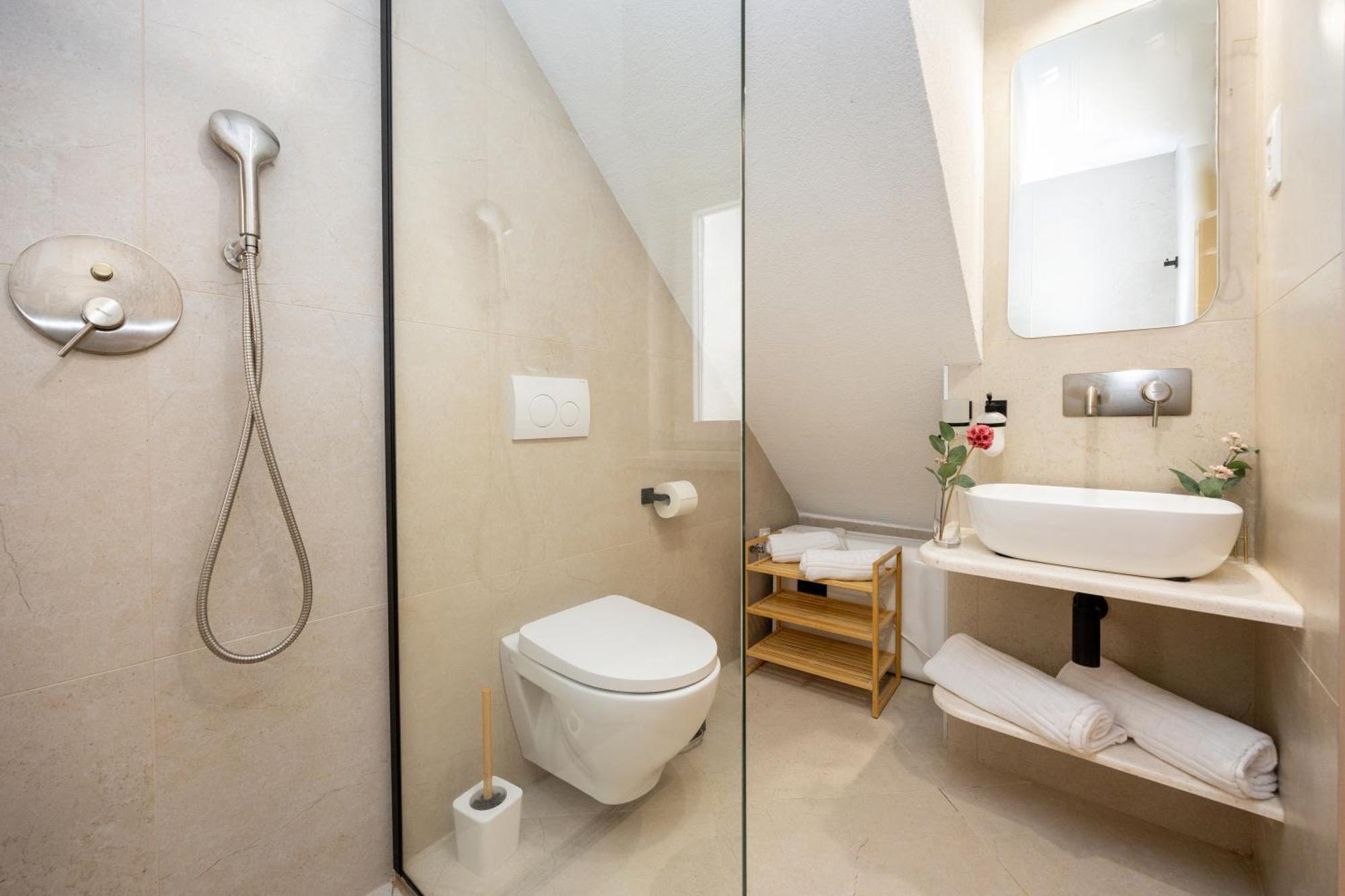 Kruna Apartments Est 2024 Split Dış mekan fotoğraf