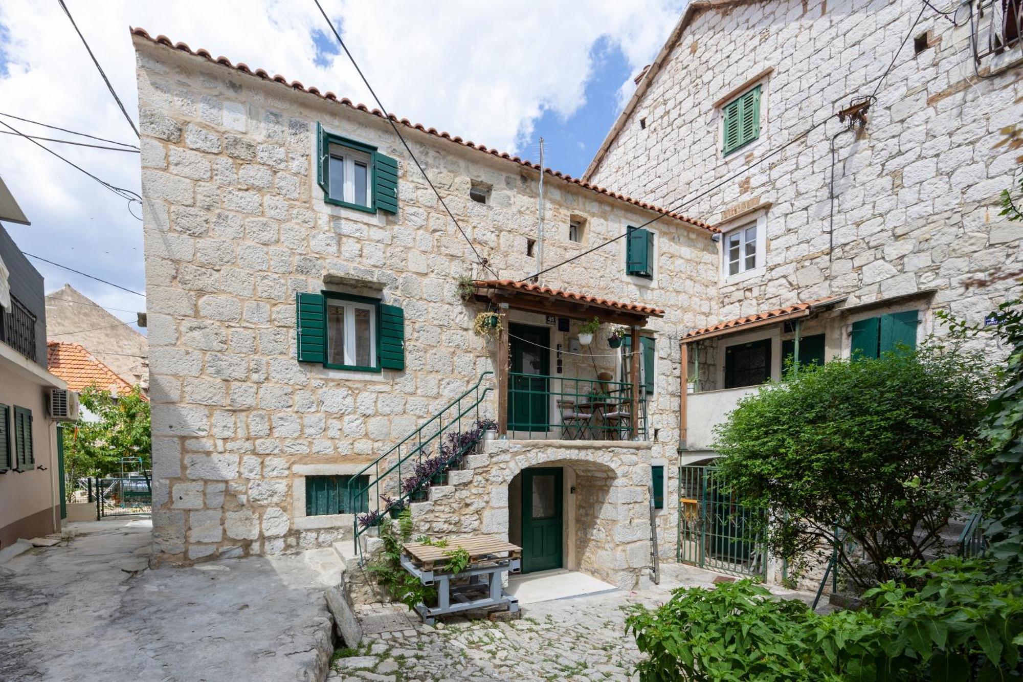 Kruna Apartments Est 2024 Split Dış mekan fotoğraf